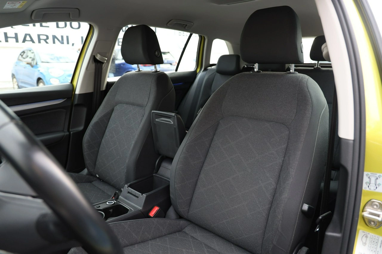 Volkswagen Golf - Zdjęcie 11