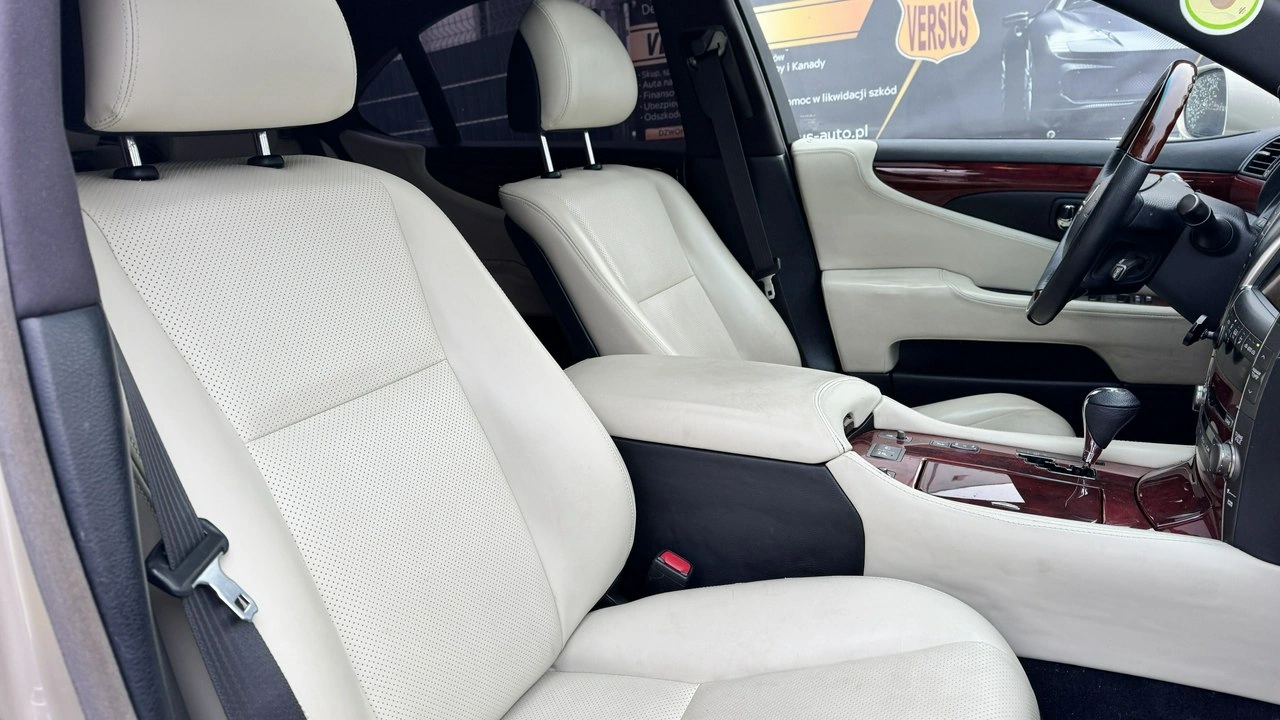 Lexus LS - Zdjęcie 19