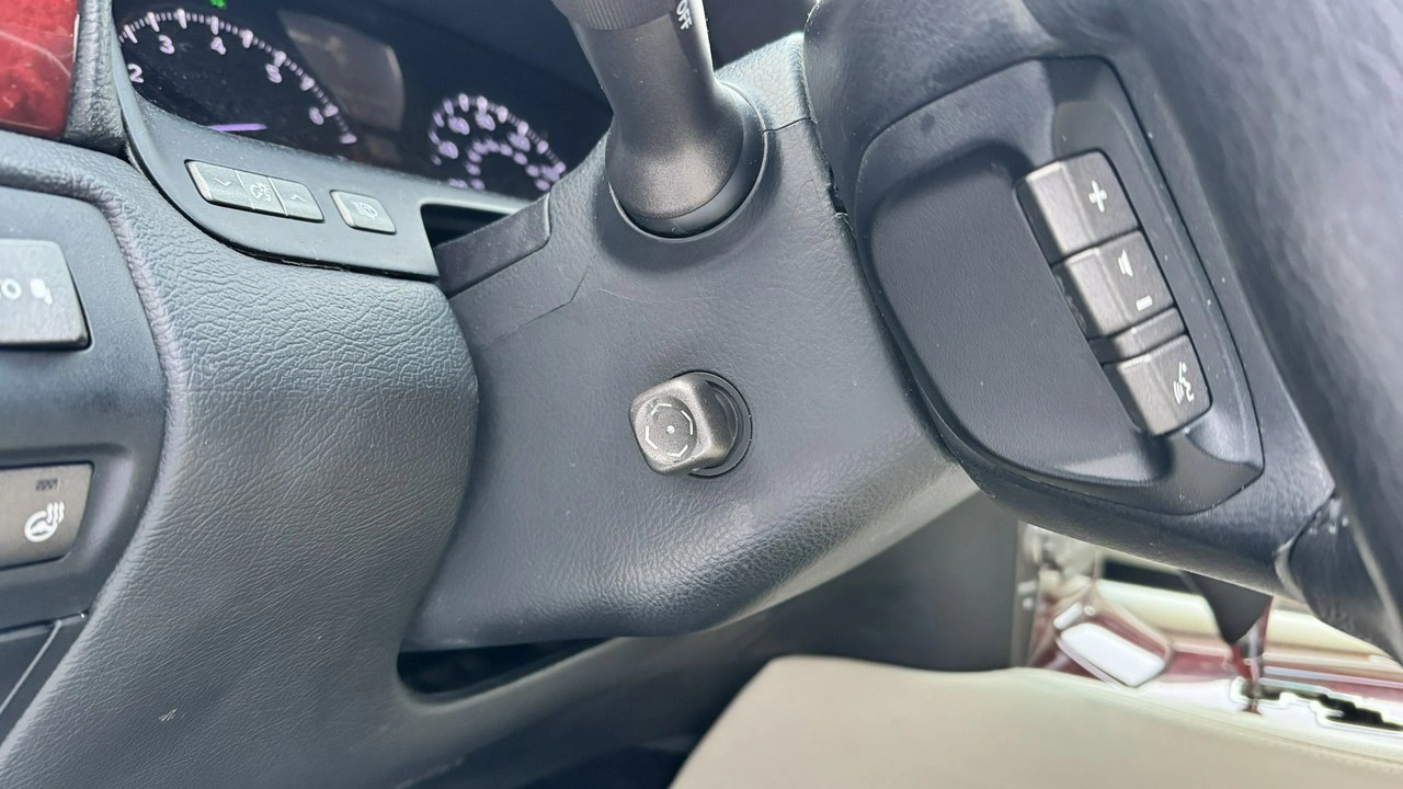 Lexus LS - Zdjęcie 32