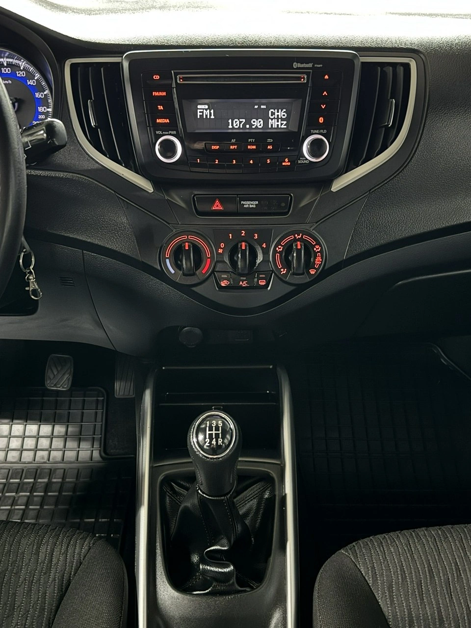 Suzuki Baleno - Zdjęcie 25