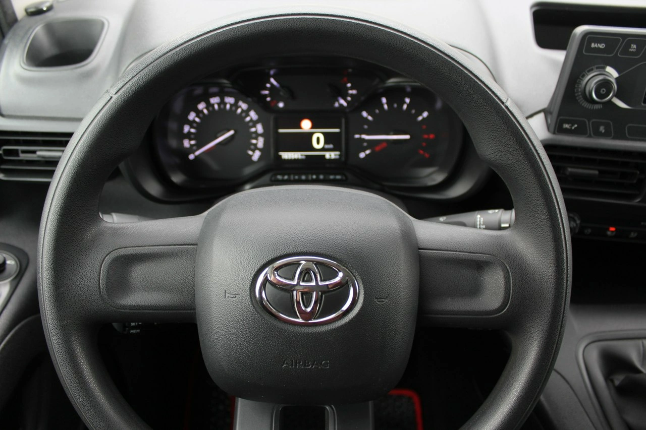 Toyota Proace City Verso - Zdjęcie 13