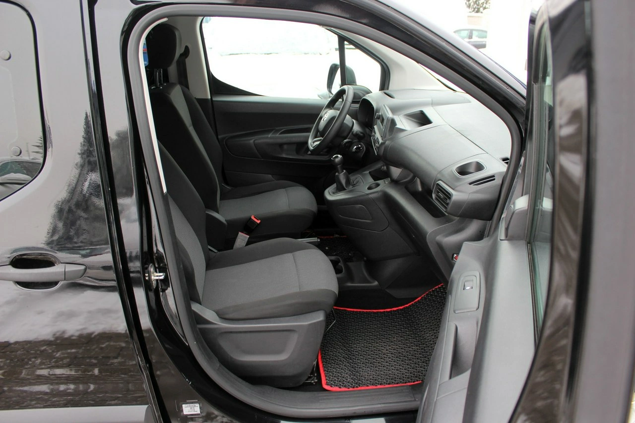 Toyota Proace City Verso - Zdjęcie 8