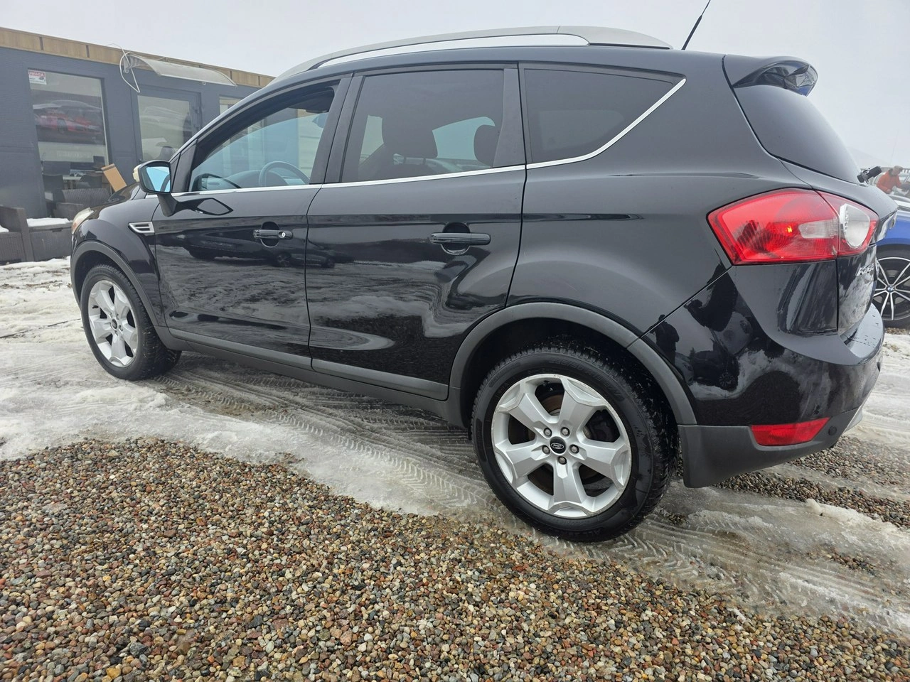 Ford Kuga - Zdjęcie 4