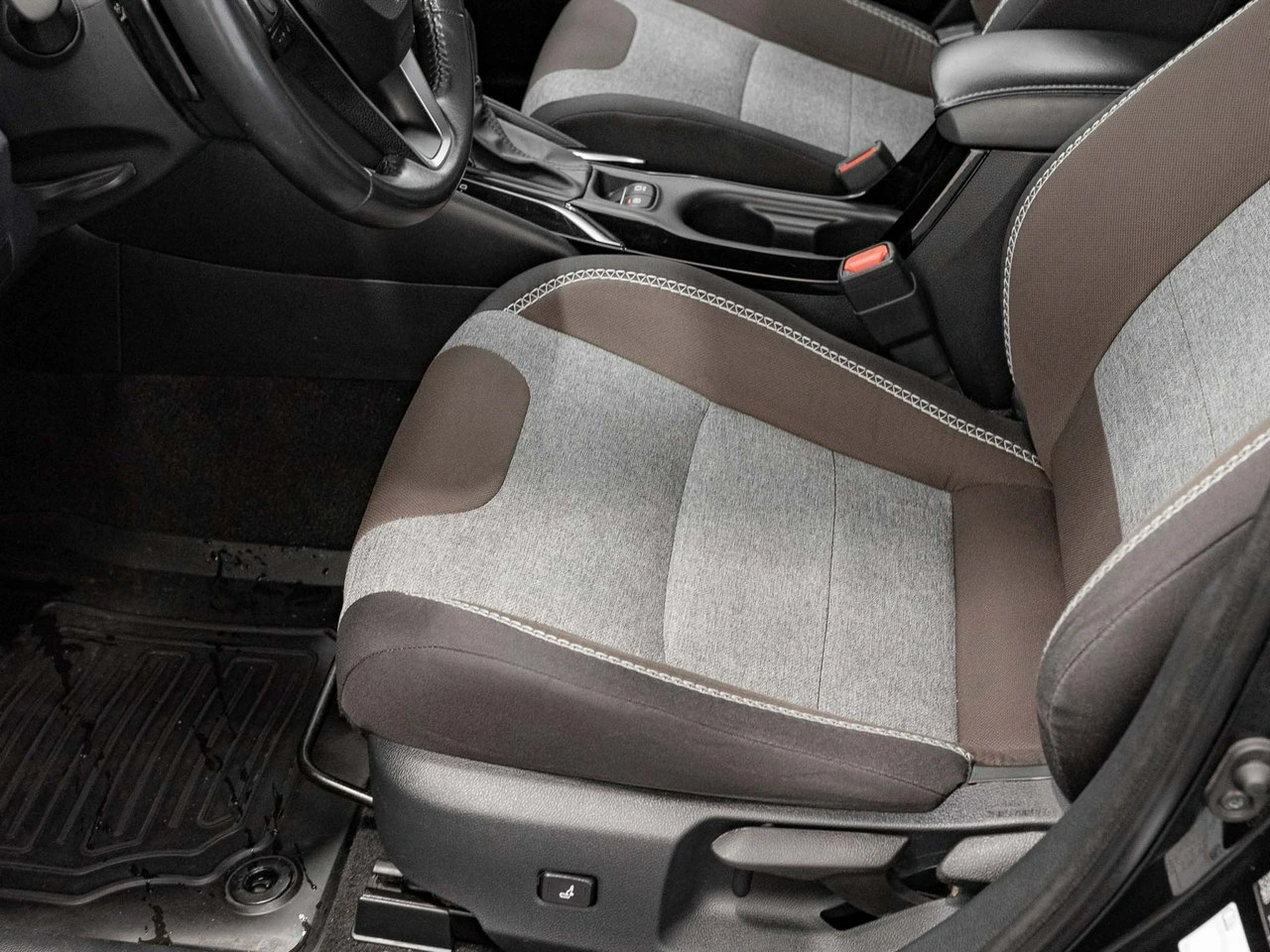 Toyota Corolla - Zdjęcie 11