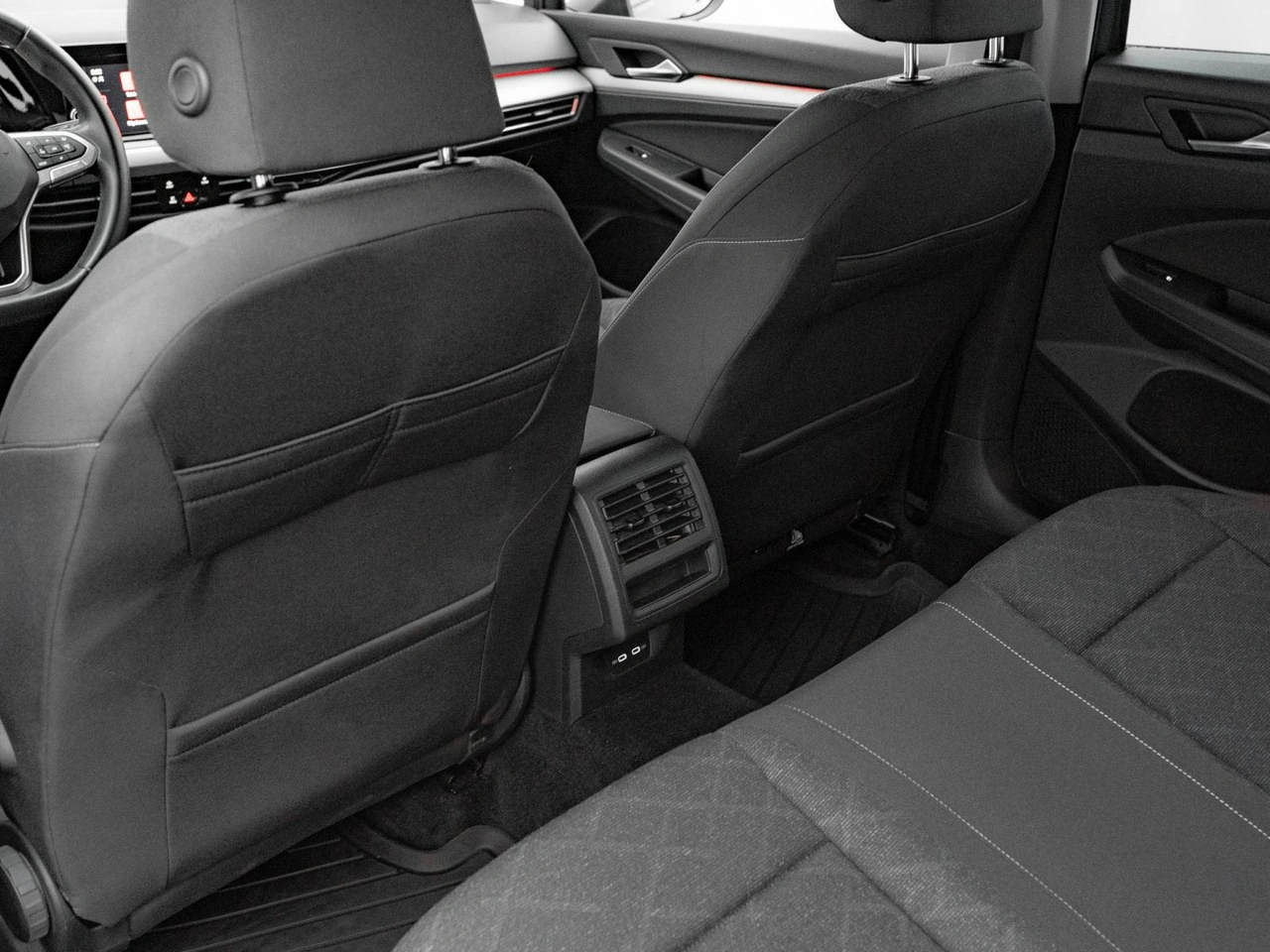 Volkswagen Golf - Zdjęcie 23