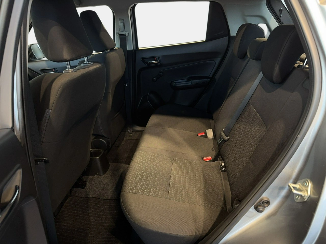 Suzuki Swift - Zdjęcie 12