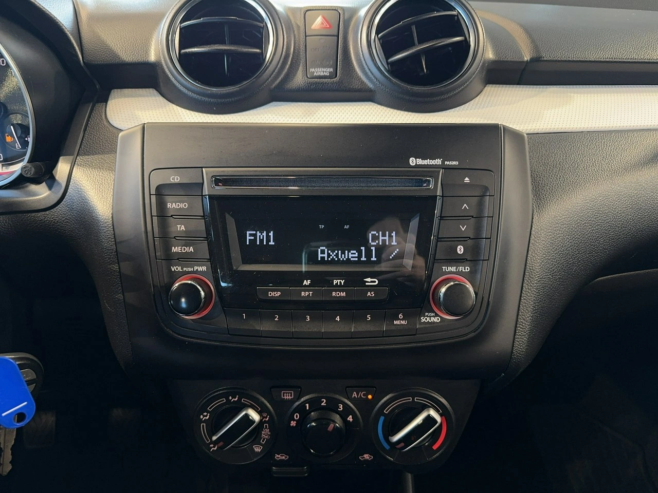 Suzuki Swift - Zdjęcie 21