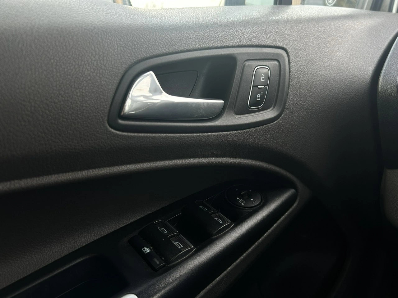 Ford Tourneo Connect - Zdjęcie 14