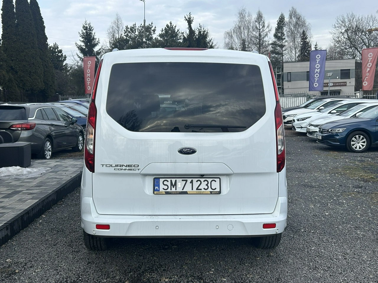 Ford Tourneo Connect - Zdjęcie 4
