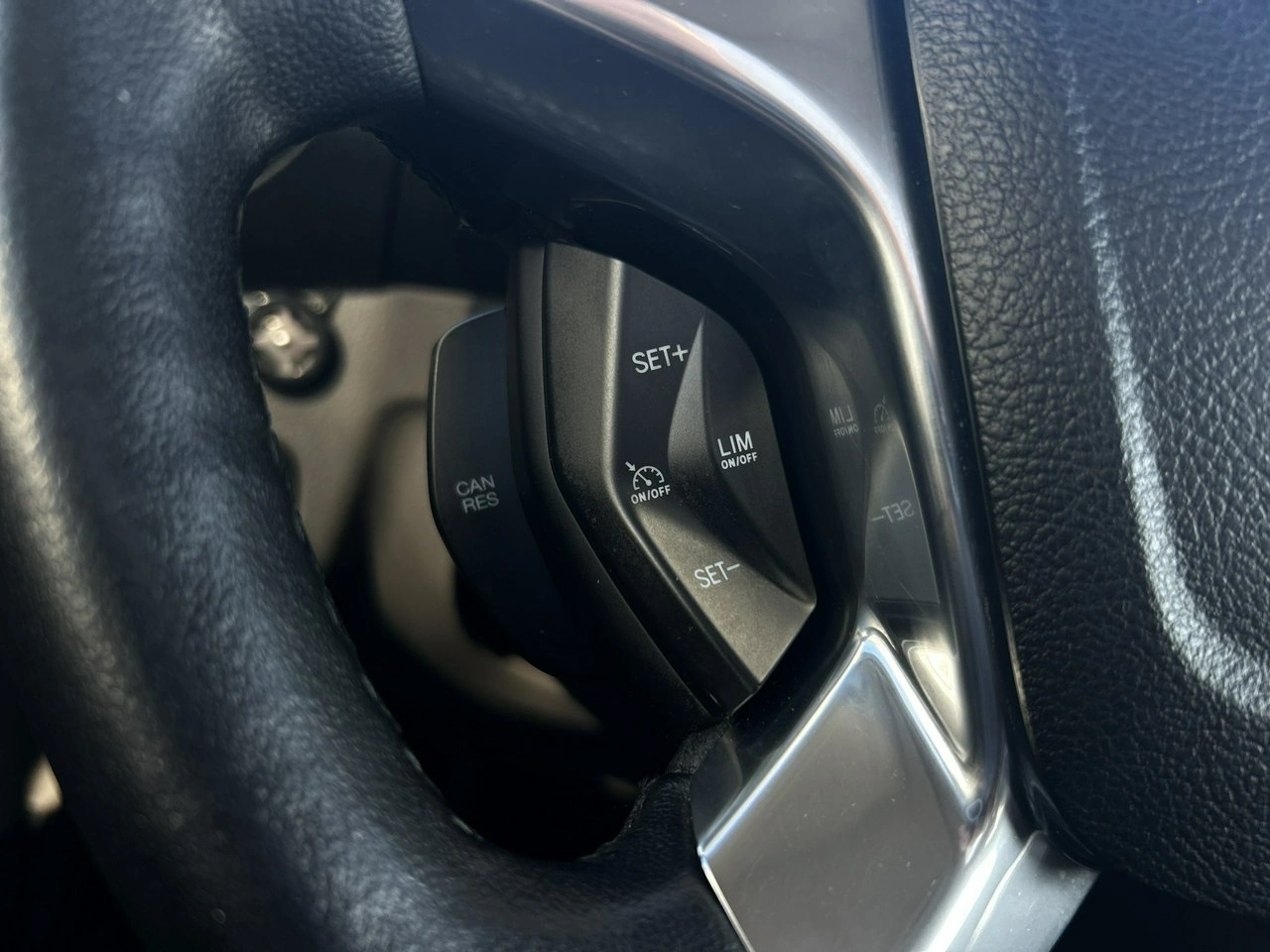 Ford Tourneo Connect - Zdjęcie 21