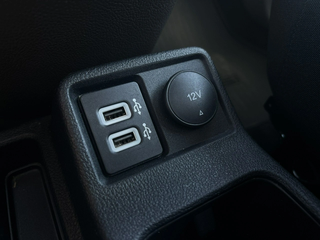 Ford Tourneo Connect - Zdjęcie 34