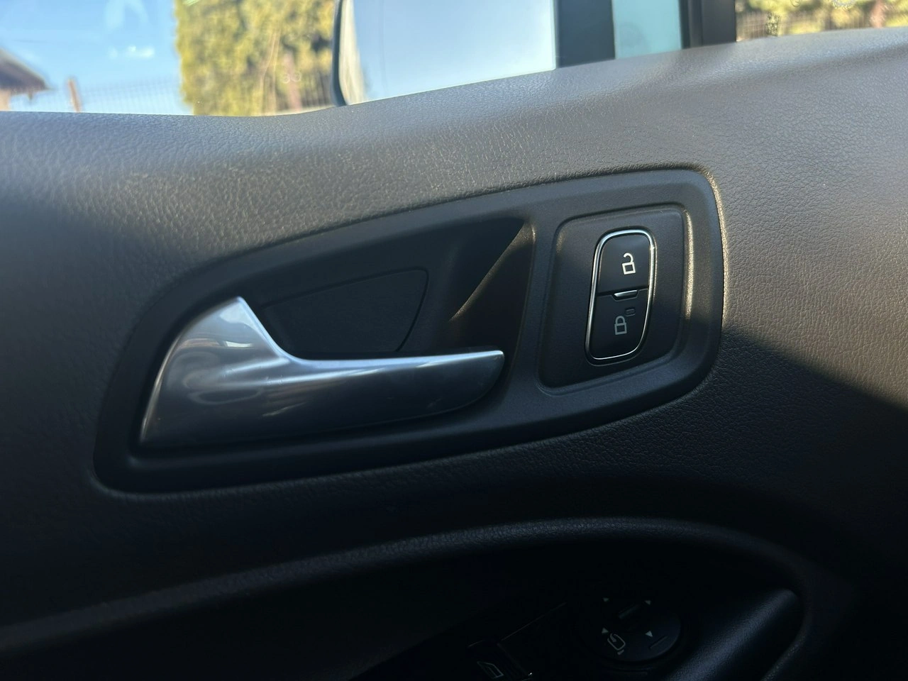 Ford Tourneo Connect - Zdjęcie 36