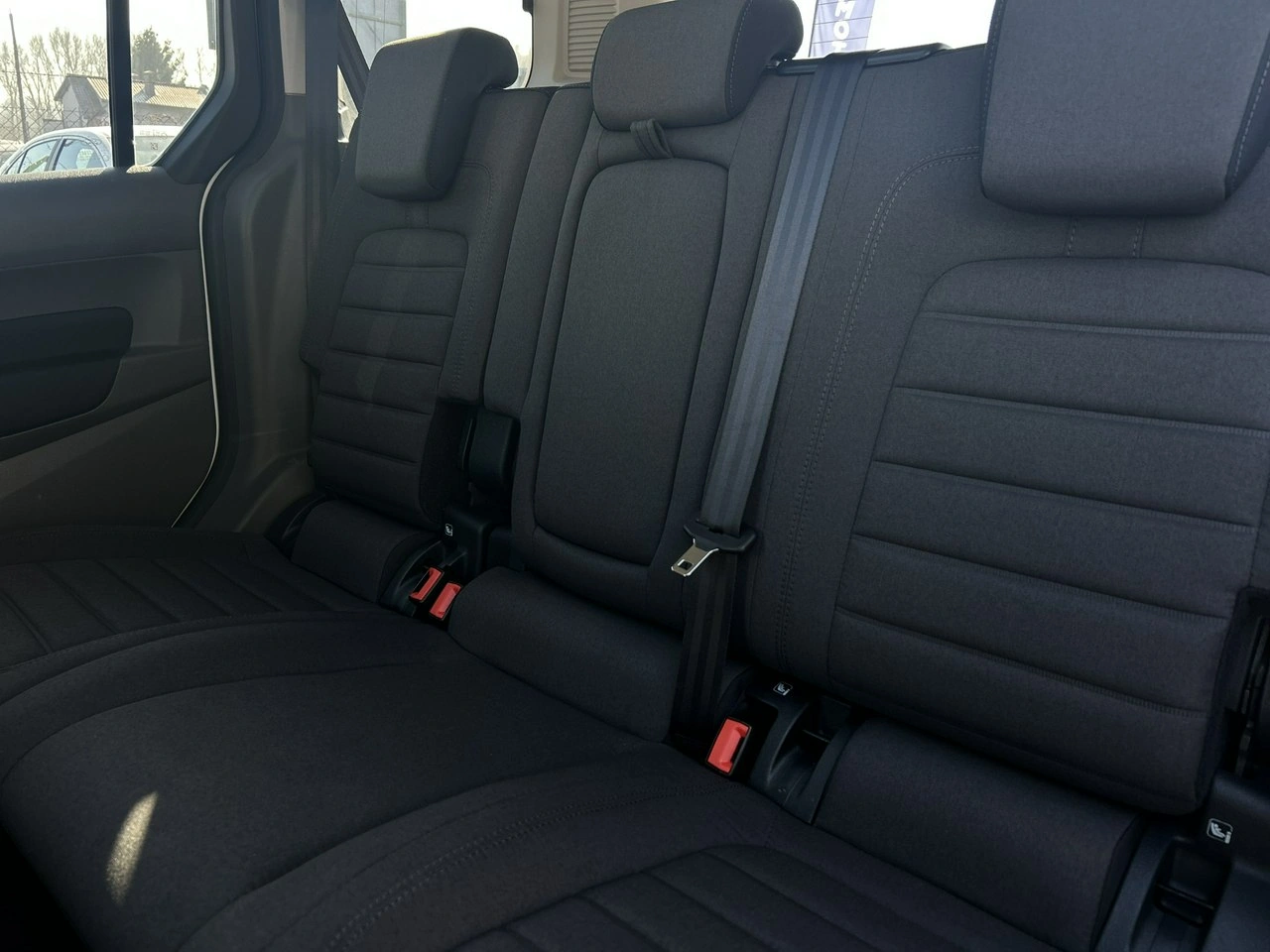 Ford Tourneo Connect - Zdjęcie 40