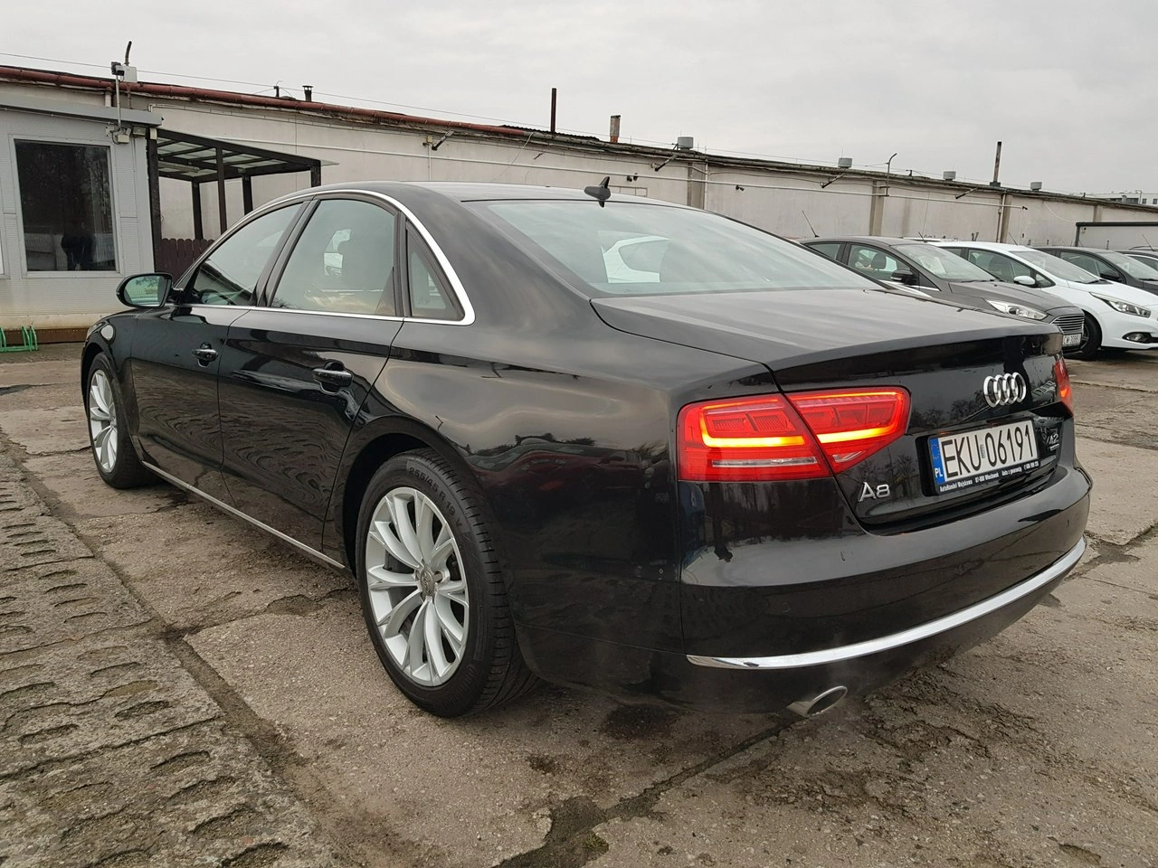 Audi A8 - Zdjęcie 6