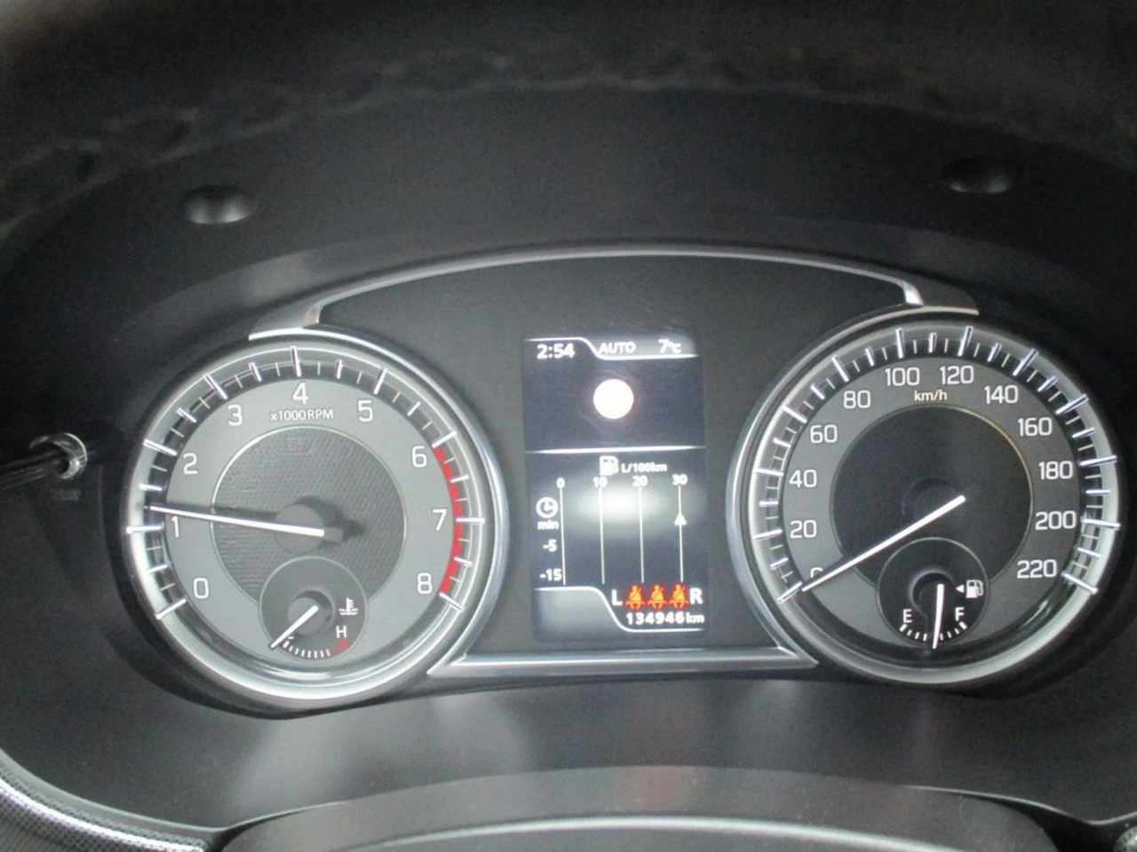 Suzuki Vitara - Zdjęcie 17