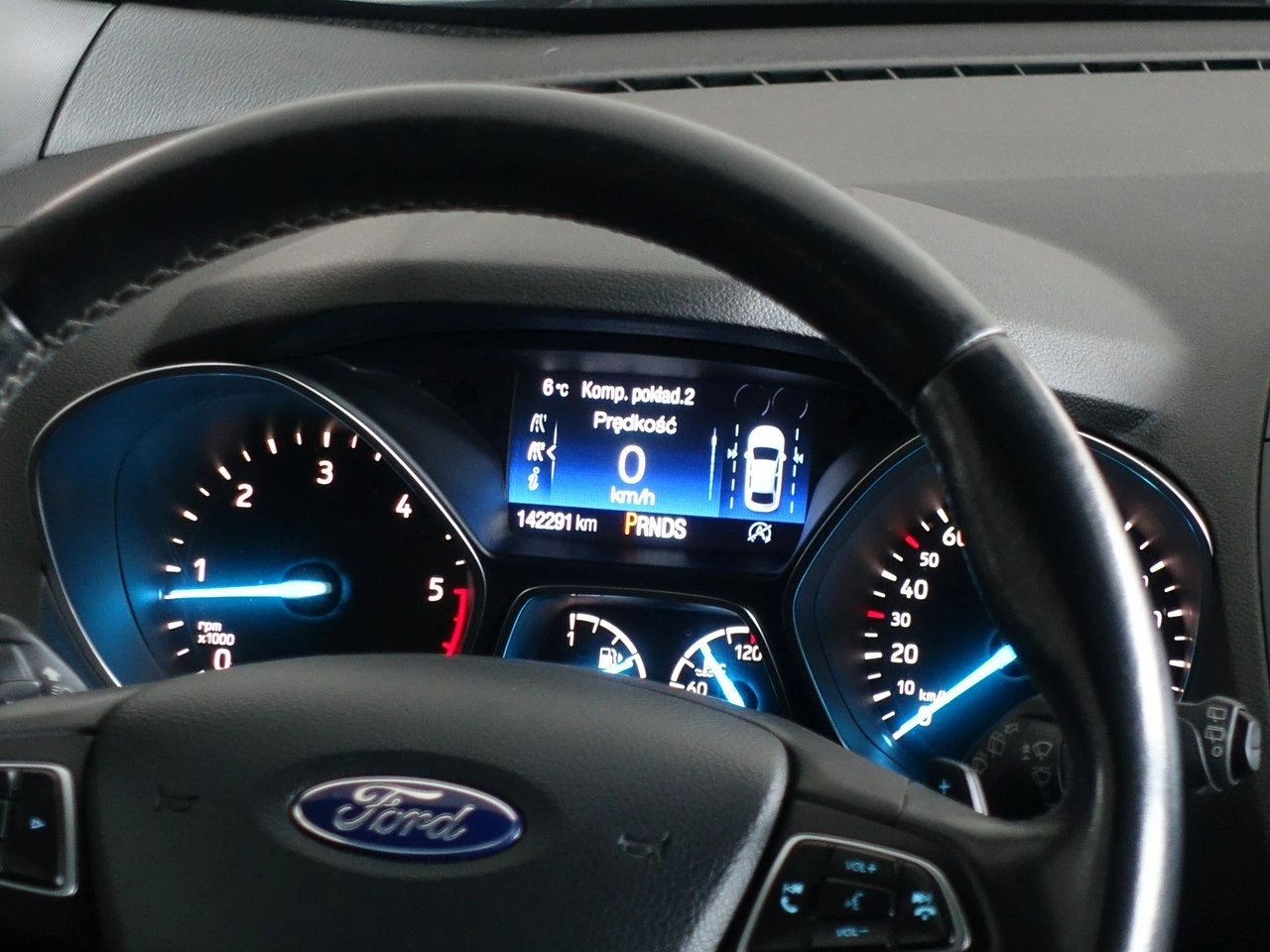 Ford Kuga - Zdjęcie 22