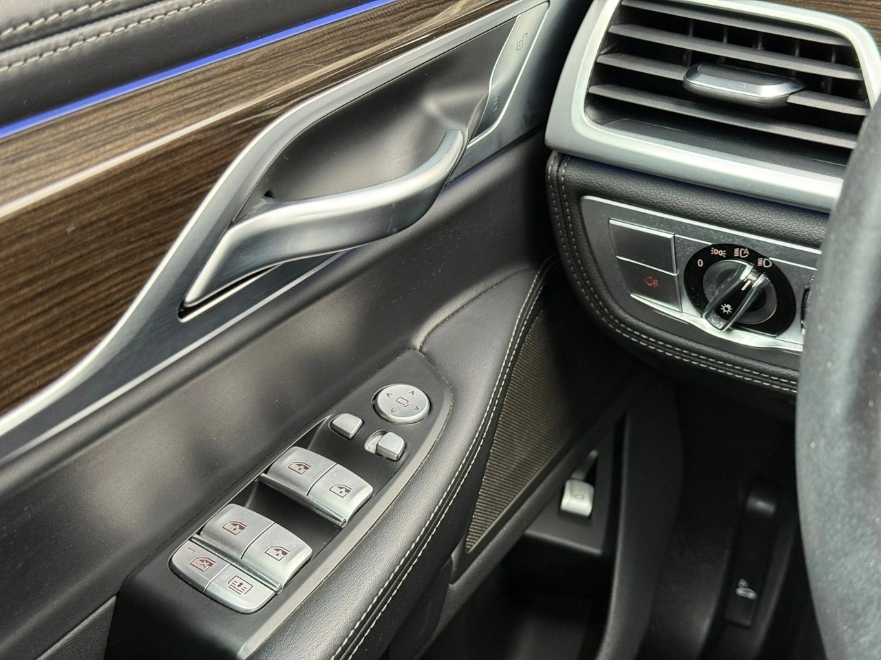 BMW 750 - Zdjęcie 26