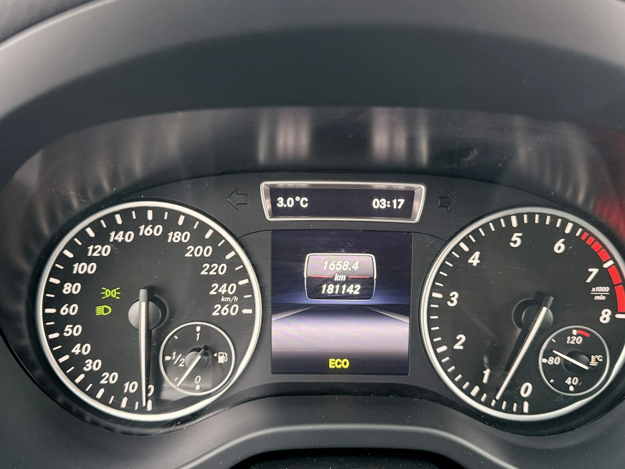 Mercedes A 180 - Zdjęcie 16