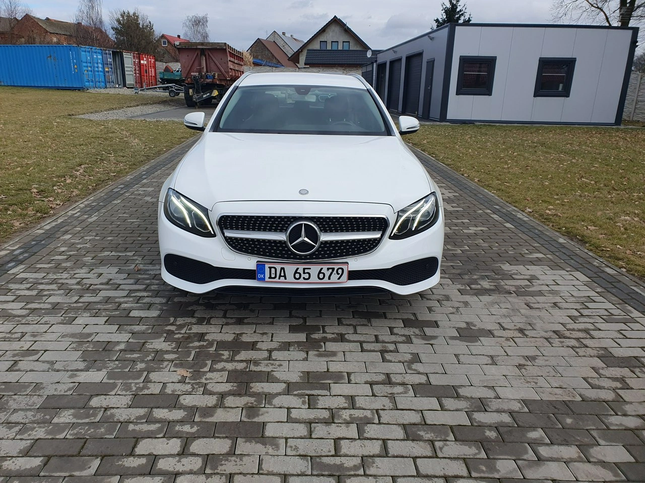 Mercedes E 220 - Zdjęcie 4