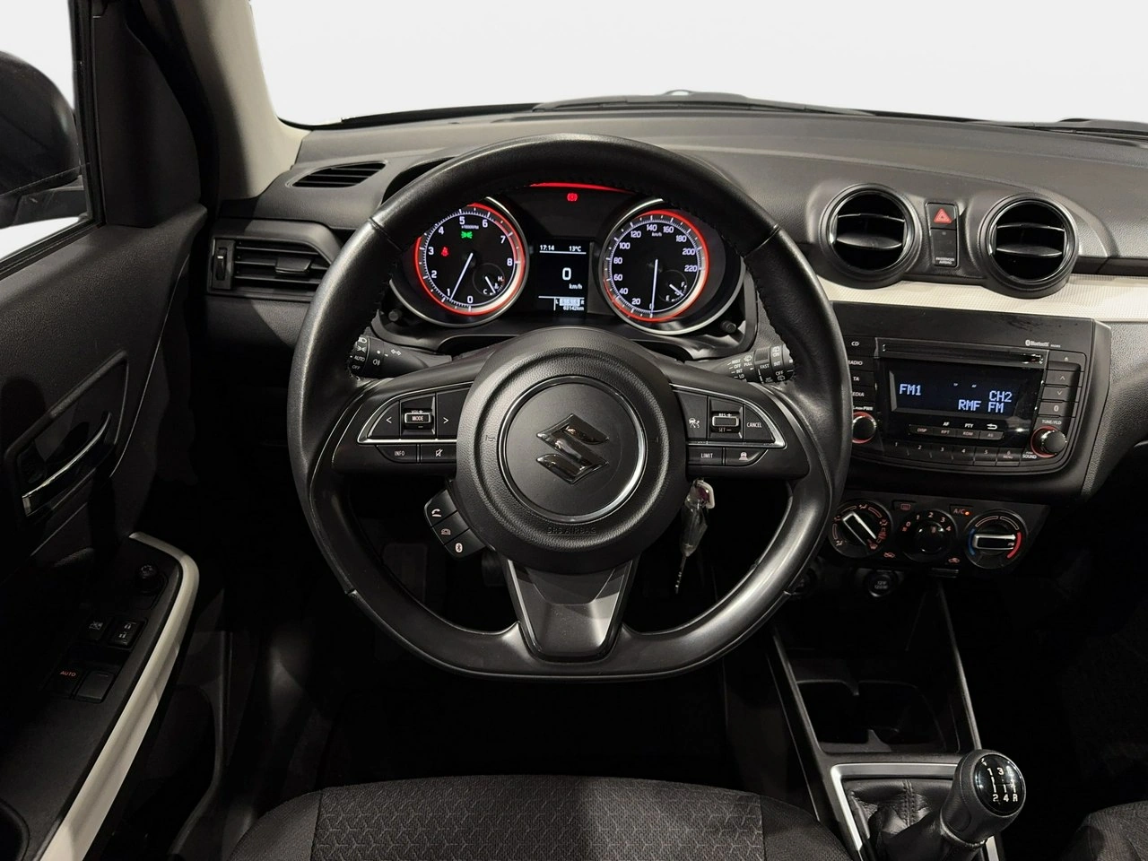 Suzuki Swift - Zdjęcie 17