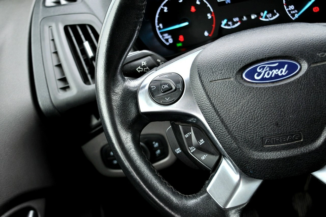 Ford Transit Connect - Zdjęcie 17