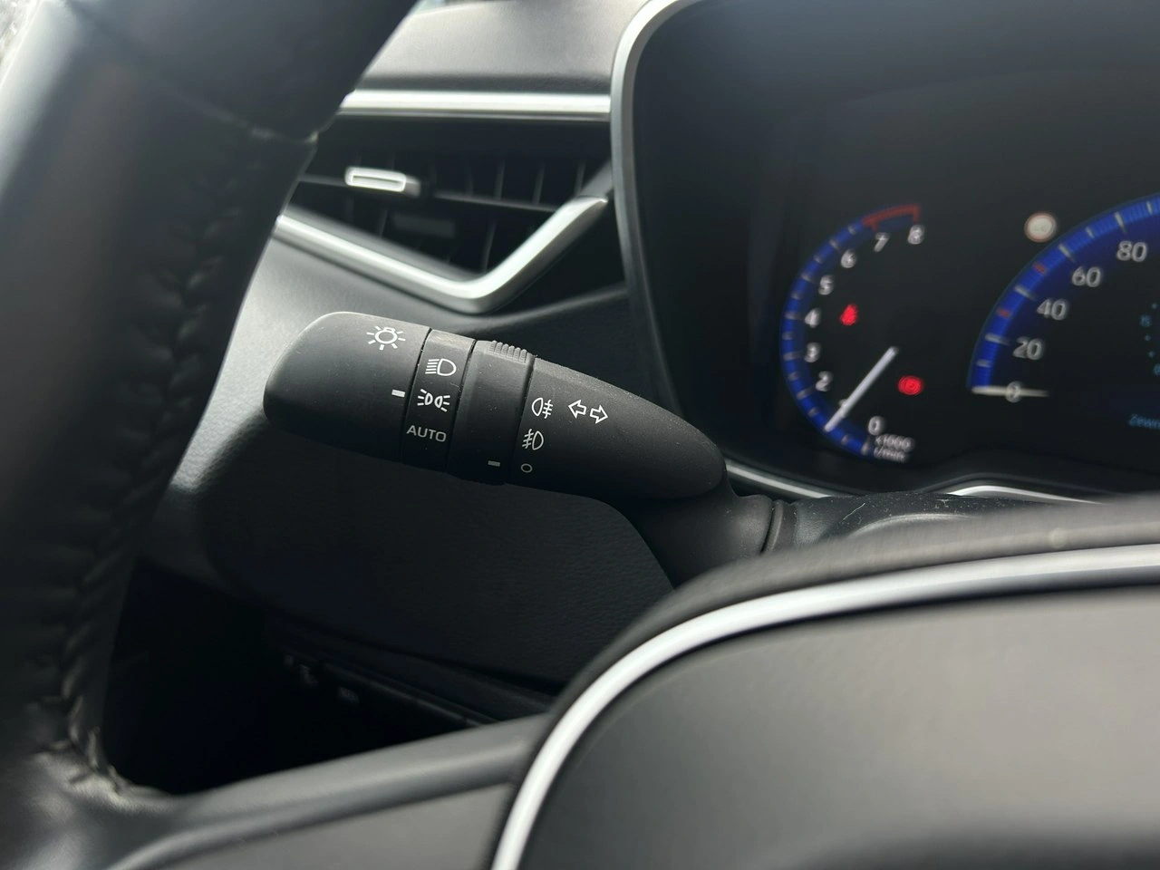 Toyota Corolla - Zdjęcie 8