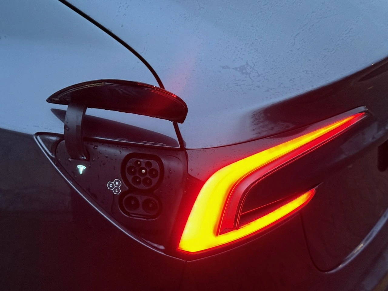 Tesla Model 3 - Zdjęcie 29