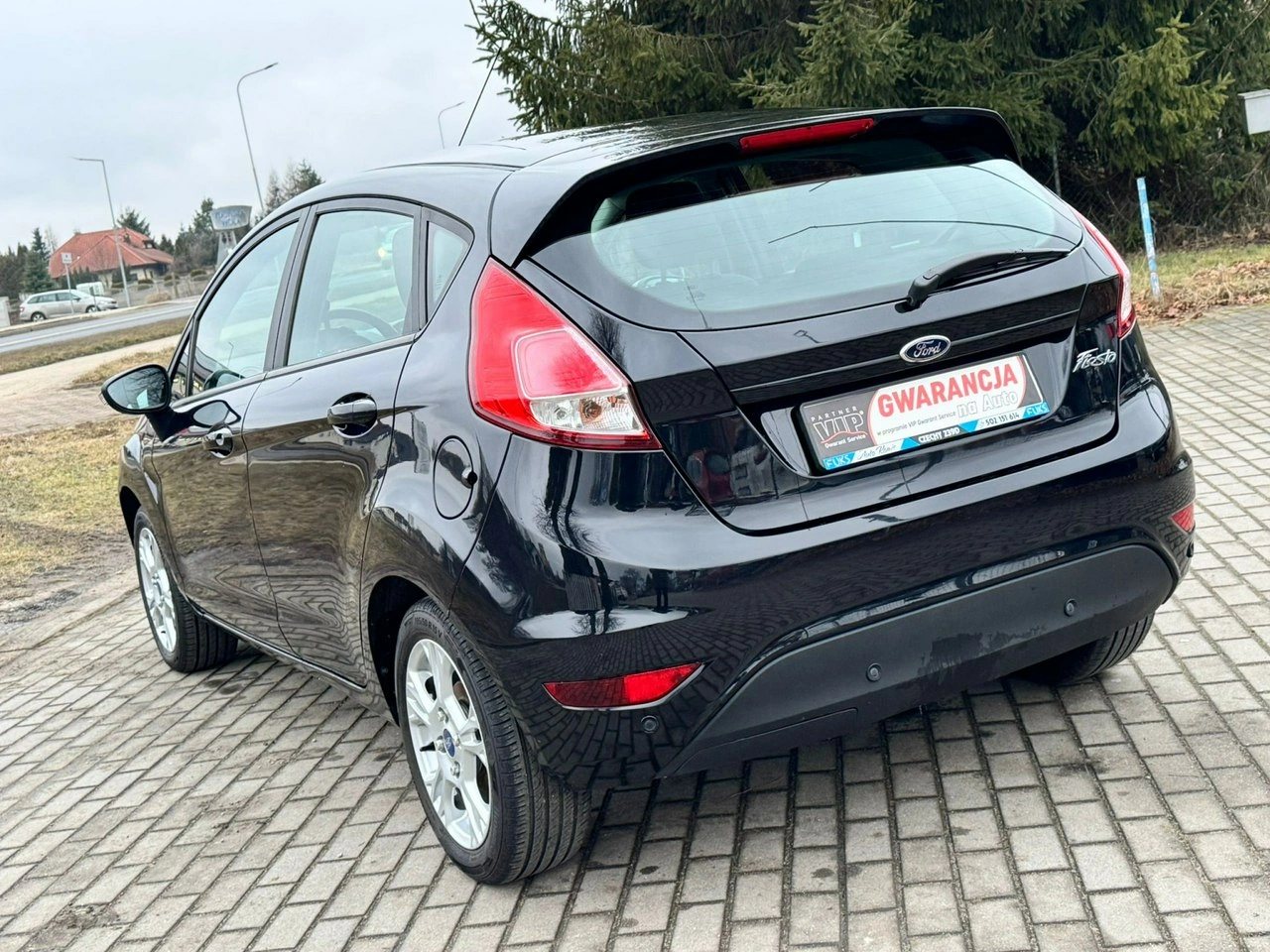 Ford Fiesta - Zdjęcie 4