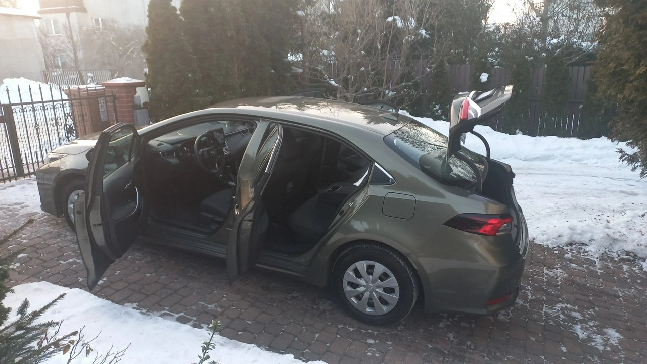 Toyota Corolla - Zdjęcie 23