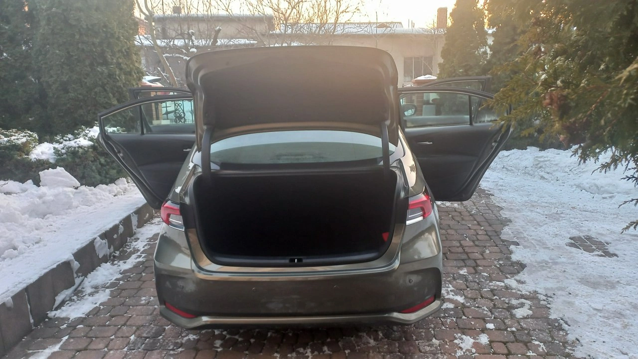 Toyota Corolla - Zdjęcie 7