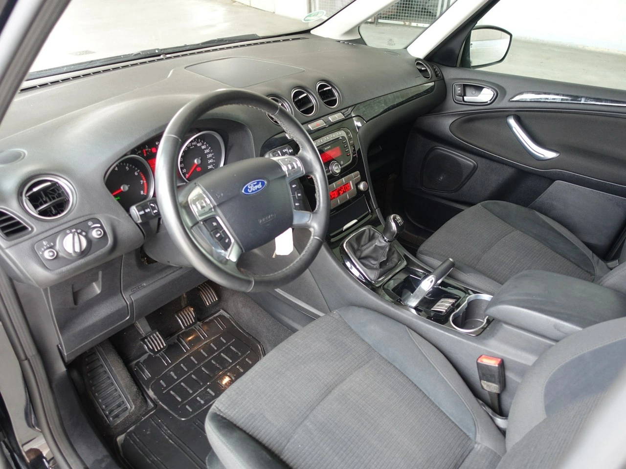 Ford Galaxy - Zdjęcie 12