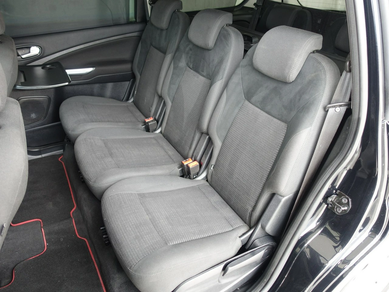 Ford Galaxy - Zdjęcie 18