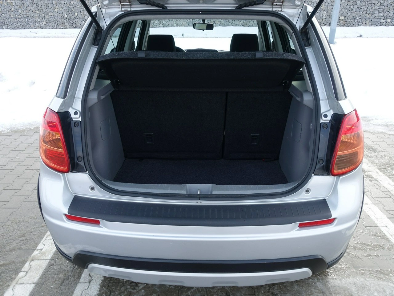 Suzuki SX4 - Zdjęcie 23