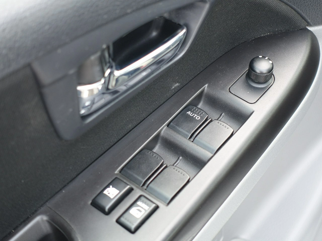 Suzuki SX4 - Zdjęcie 12