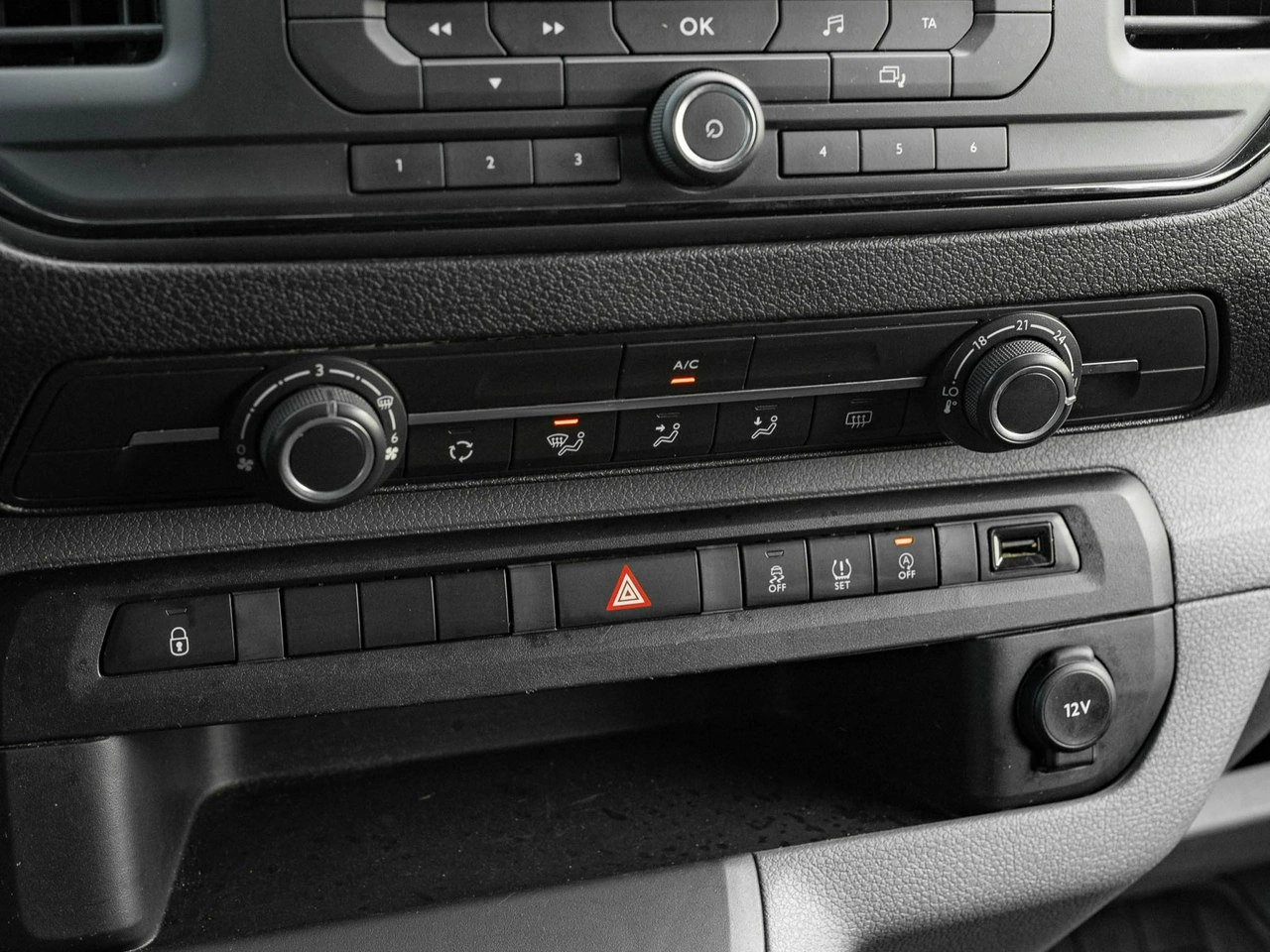 Toyota ProAce - Zdjęcie 12