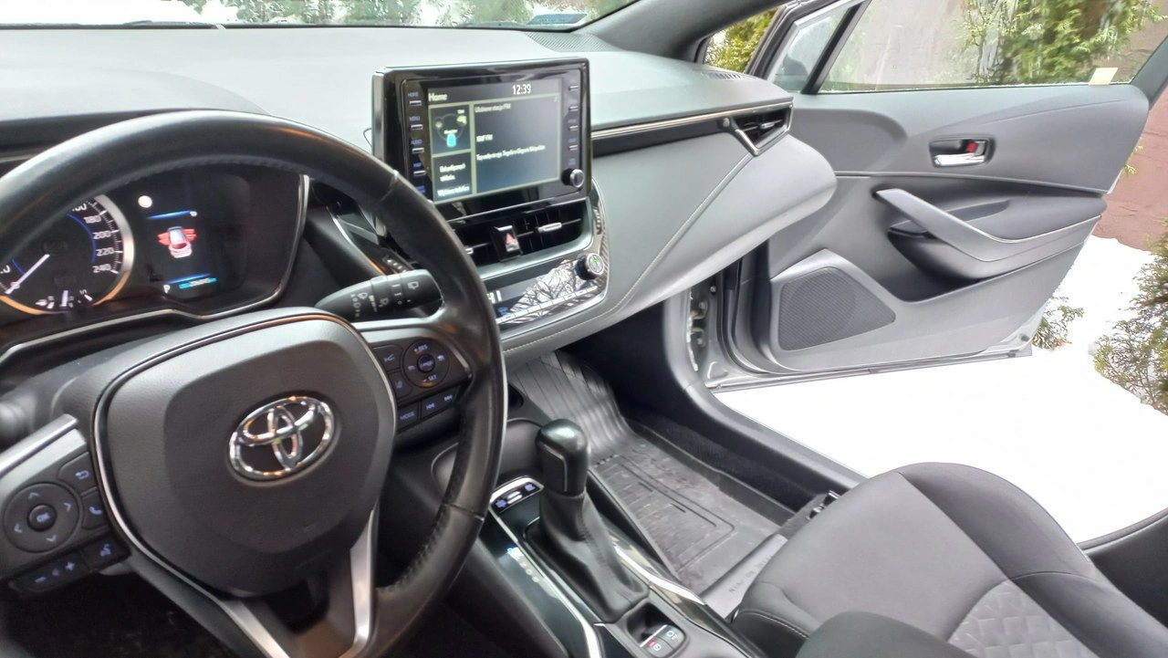 Toyota Corolla - Zdjęcie 14