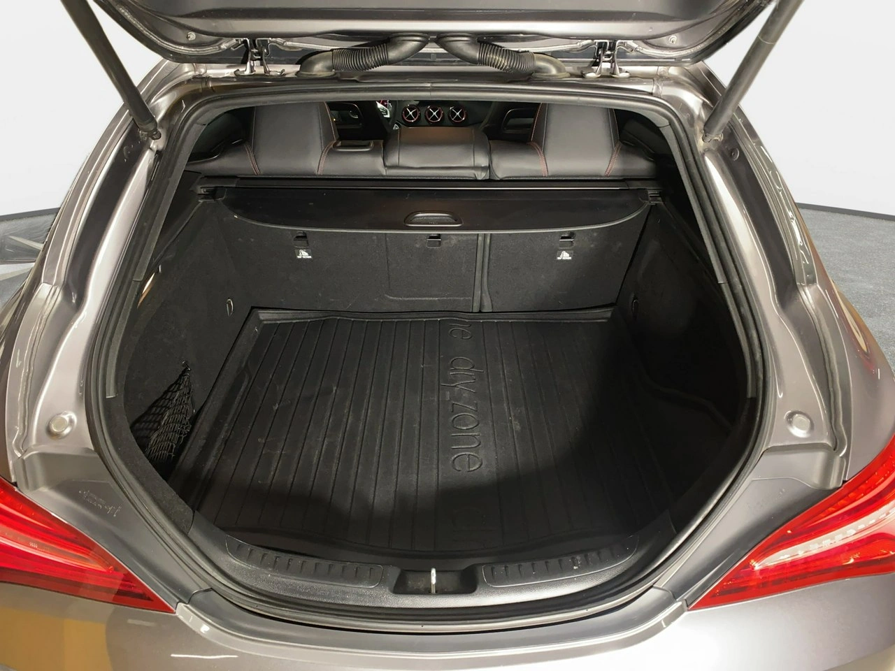 Mercedes CLA 45 AMG - Zdjęcie 16