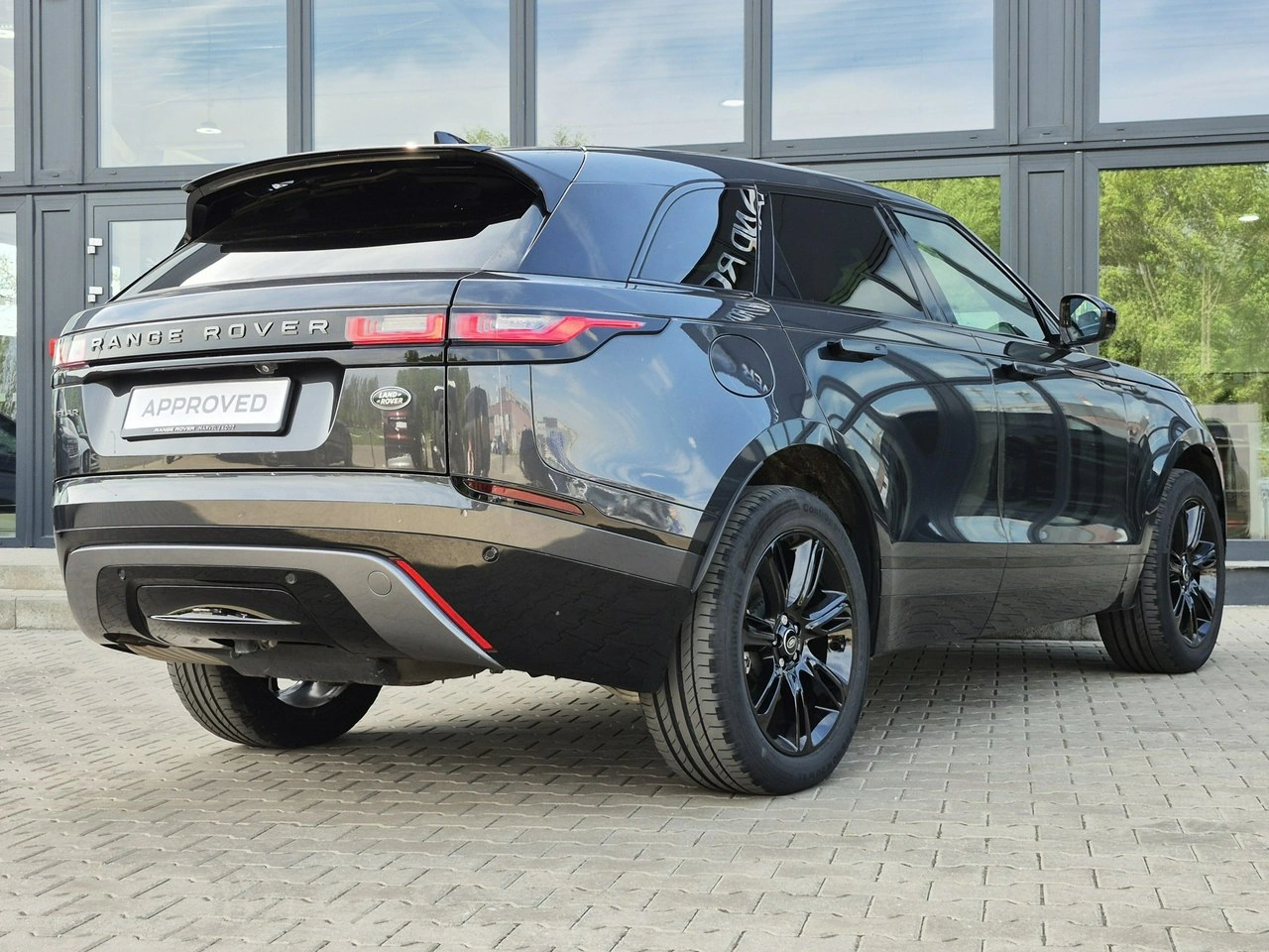 Land Rover Range Rover Velar - Zdjęcie 11