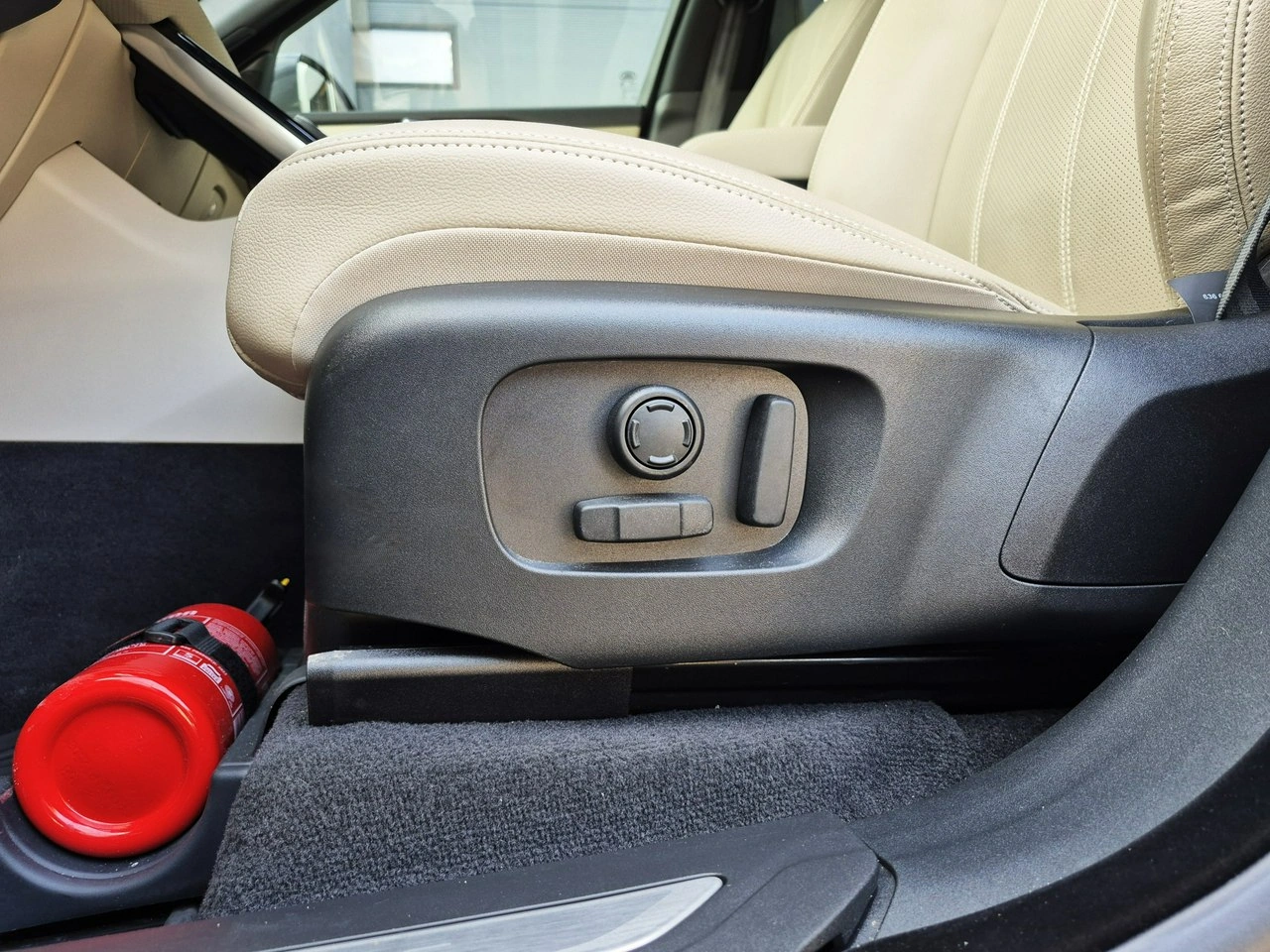 Land Rover Range Rover Velar - Zdjęcie 20