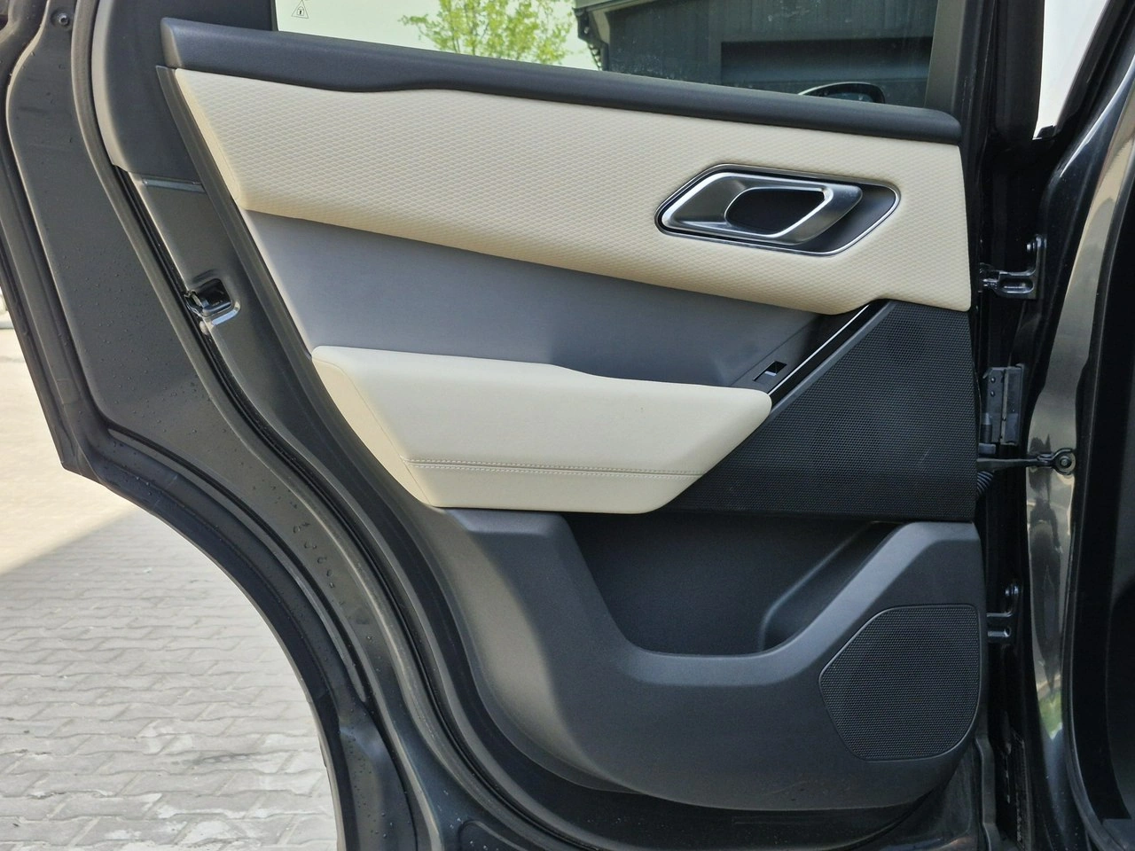 Land Rover Range Rover Velar - Zdjęcie 21