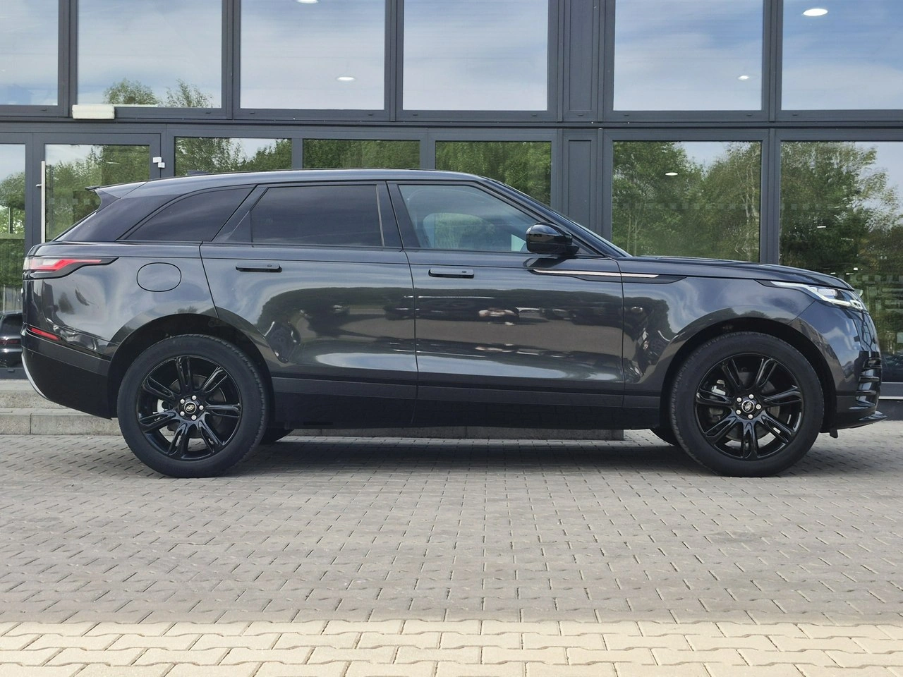Land Rover Range Rover Velar - Zdjęcie 4
