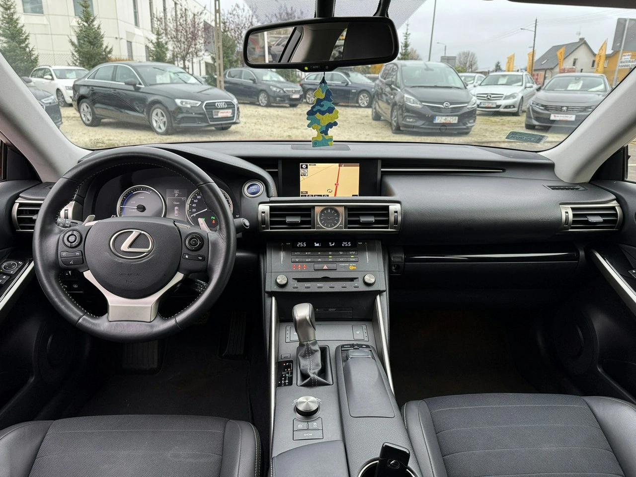 Lexus IS - Zdjęcie 14