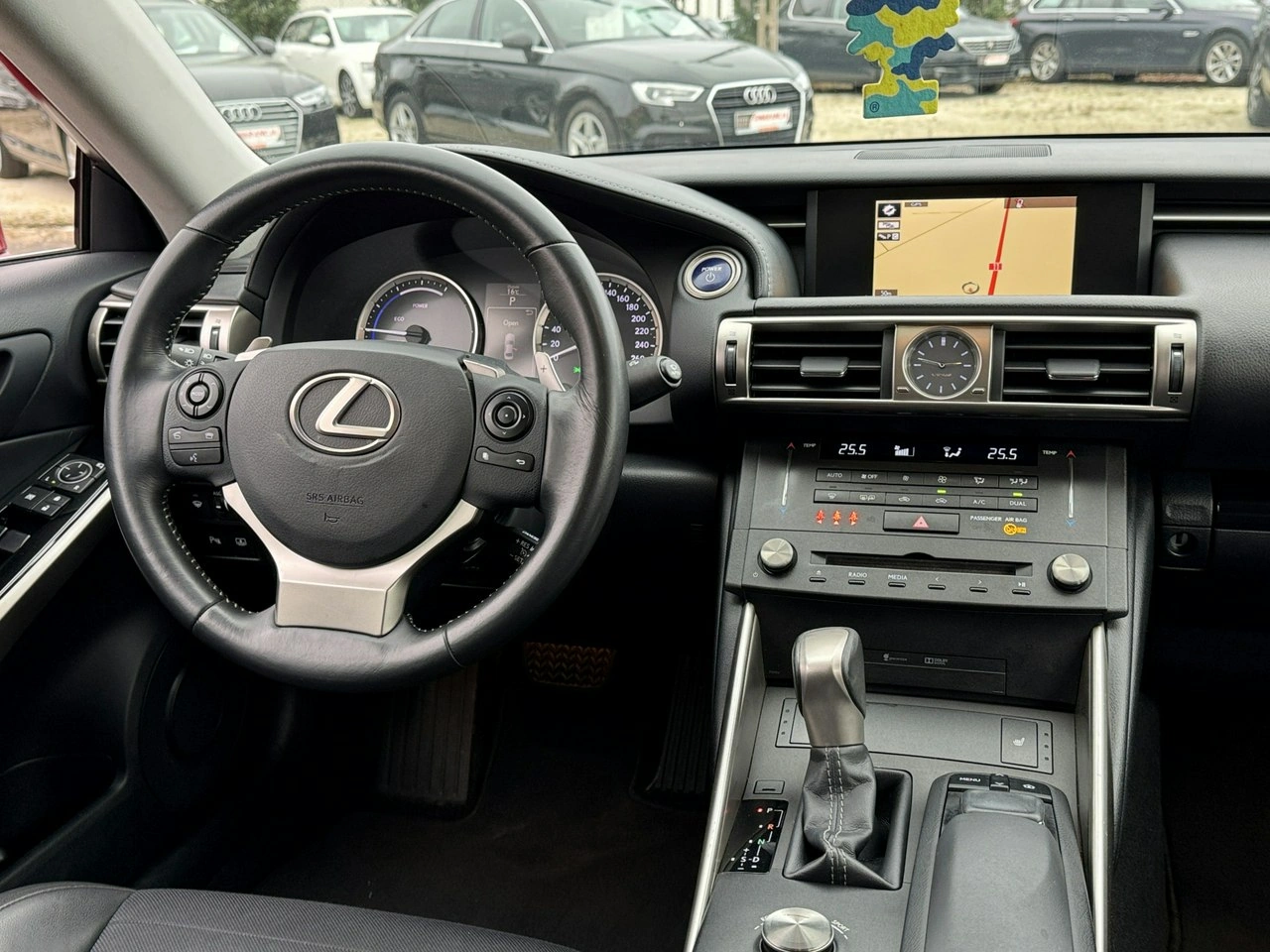 Lexus IS - Zdjęcie 23