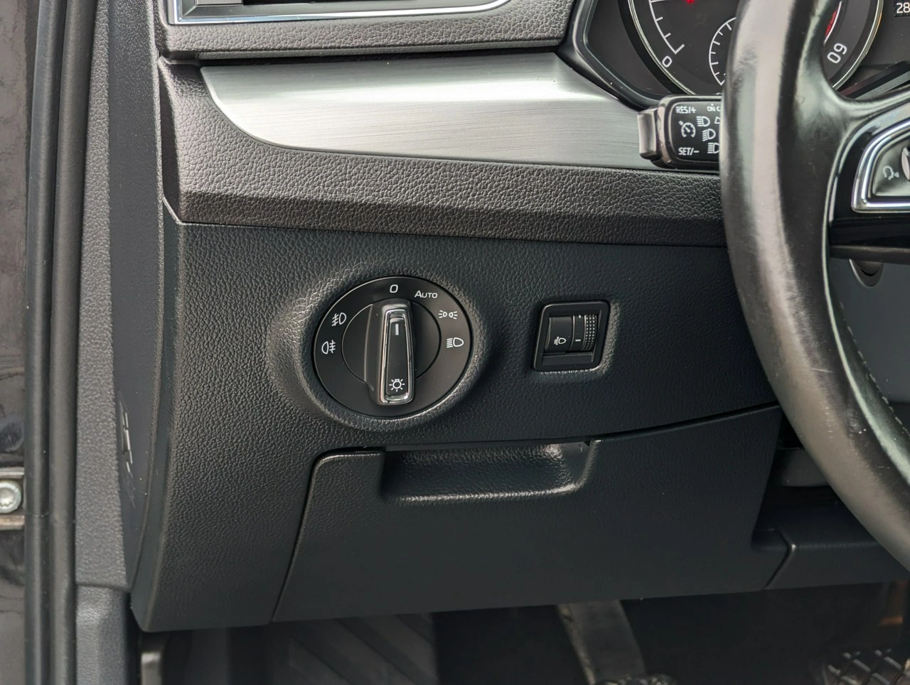 Skoda Superb - Zdjęcie 13