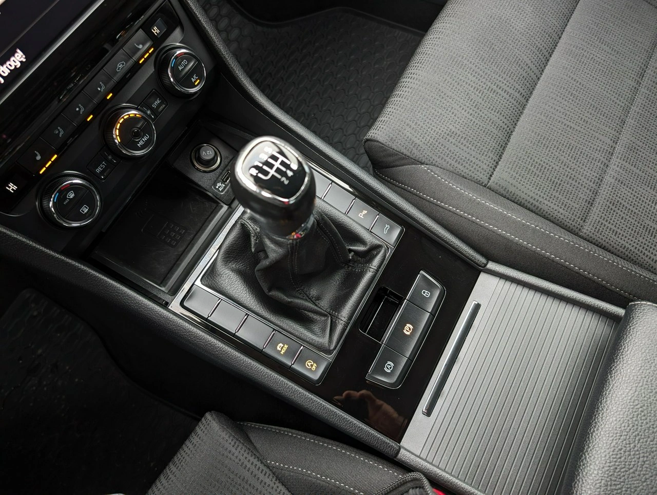 Skoda Superb - Zdjęcie 30