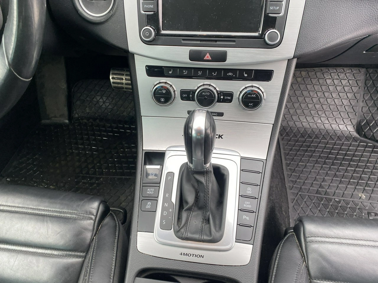 Volkswagen Passat Alltrack - Zdjęcie 18