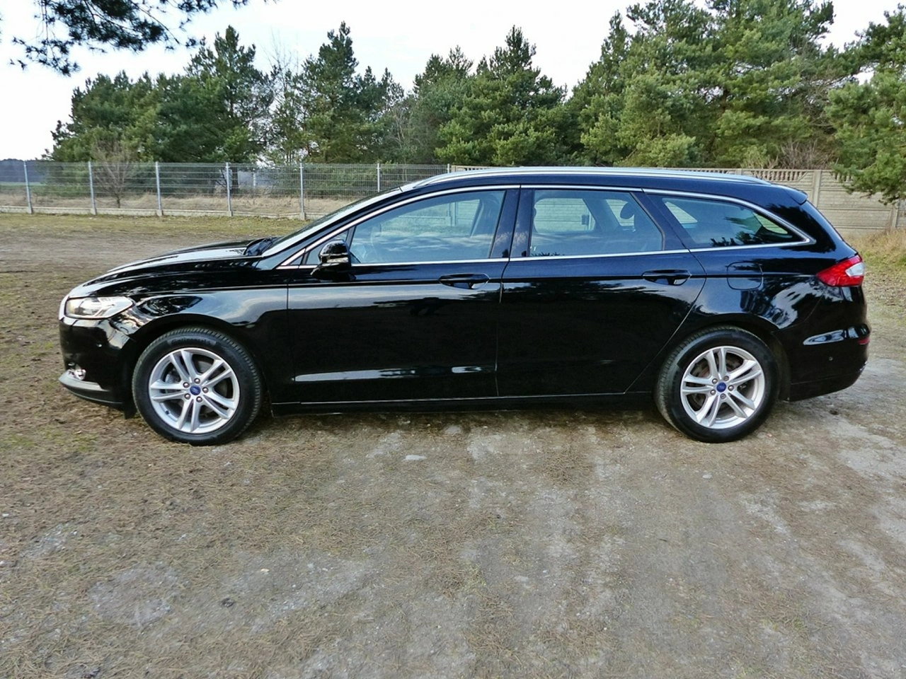 Ford Mondeo - Zdjęcie 12