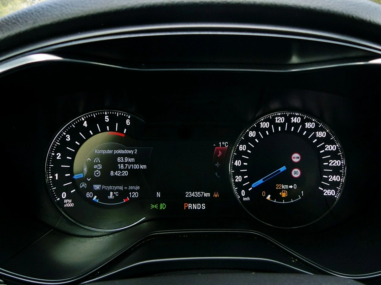Ford Mondeo - Zdjęcie 28