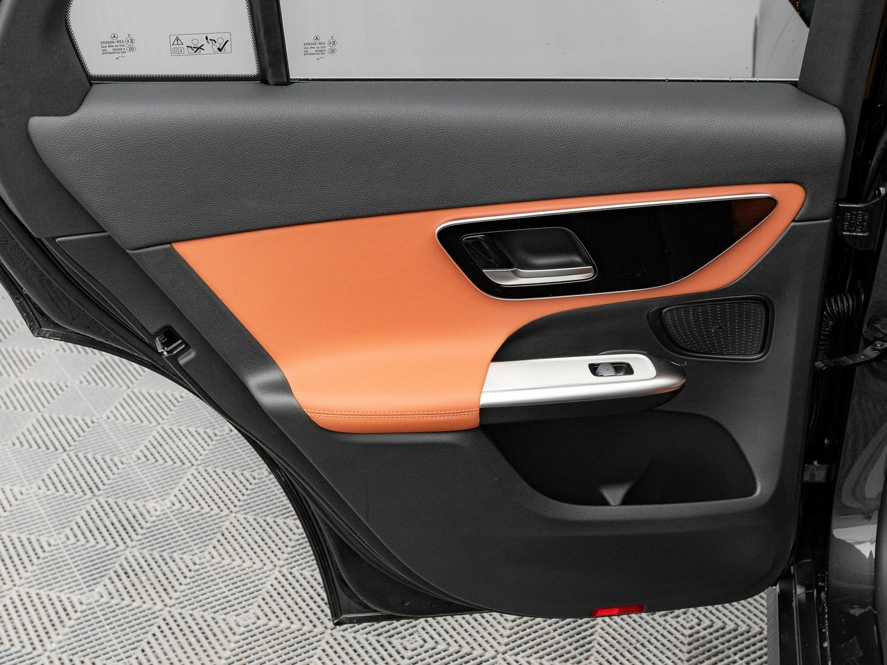 Mercedes GLC 300 - Zdjęcie 18