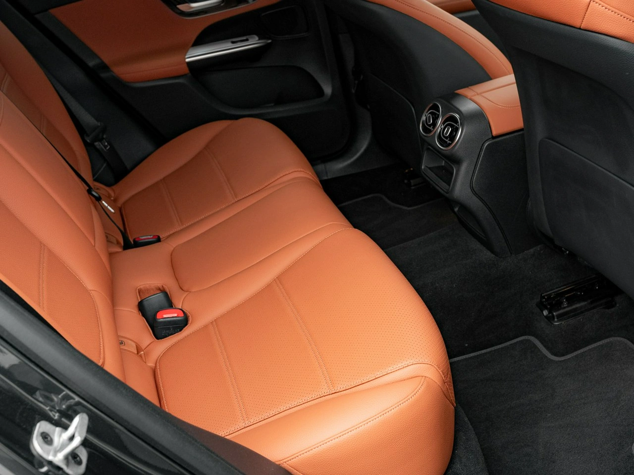 Mercedes GLC 300 - Zdjęcie 23